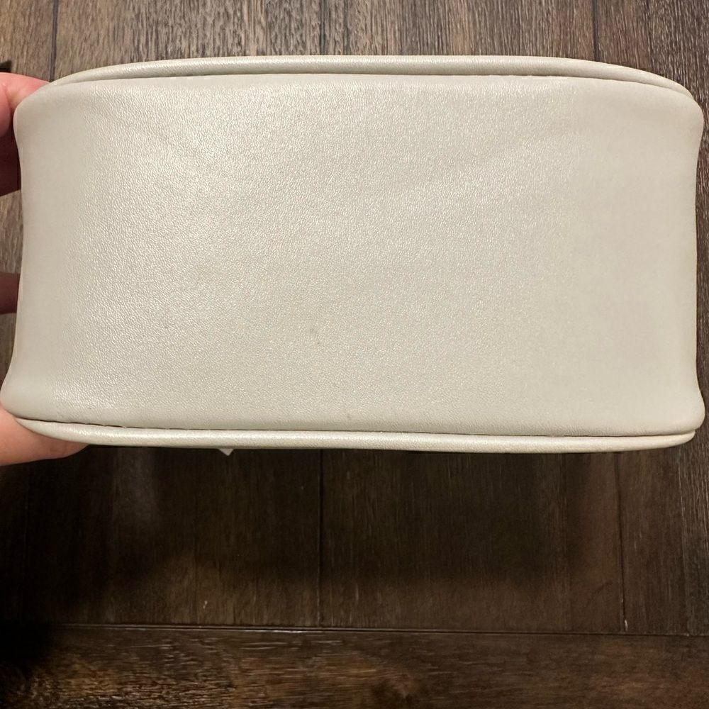 Bella Russo Handbag/Crossbody NWT - Picture 4 of 4